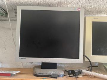 Samsung syncmaster 913v