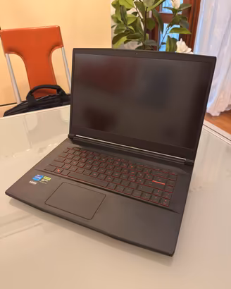 Laptop da gaming MSI GF63 Thin 11UC - i7