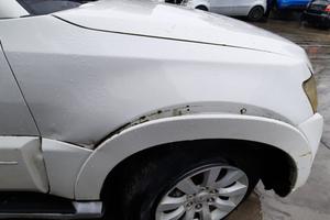 MITSUBISHI PAJERO 2010 - PARAFANGO DESTRO