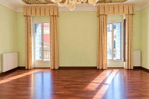 Appartamento di 270 m² con più di 5 locali a Venez