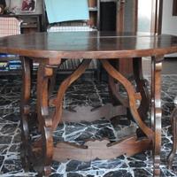 TAVOLO ANTICO IN NOCE MASSELLO GIA' RESTAURATO.