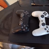 PlayStation 4 slim + 2 controller