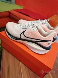 SCARPE NIKE VOMERO 17 originali 