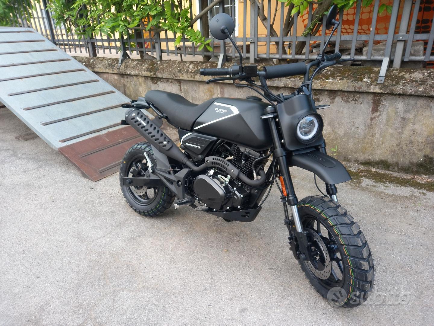 Subito TREVISO MOTO TEL 0423603807 E 3661392941 WHATSAPP NEW MINI SCRAMBLER CROSSFIRE 125cc BLAK BRIXTON Moto e Scooter In vendita a Treviso