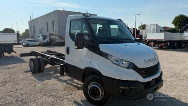 Camion Iveco Daily 72-180 nuovo