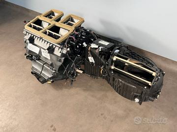 SCATOLA DISTRIBUTORE CLIMATIZZATORE 64119237548 BM