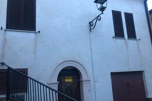 Appartamento con garage e ampio terreno