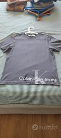 Calvin Klein jeans t-shirt uomo colore grigio.
