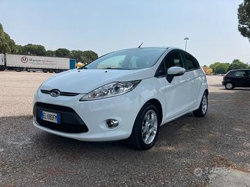 Ford fiesta 1.4 noepatentati