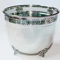 Vaso lavorato in argento massiccio 800