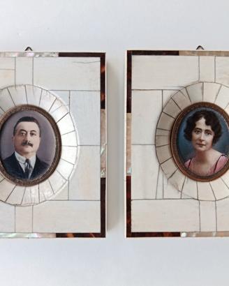 Coppia di miniature antiche firmate Weber