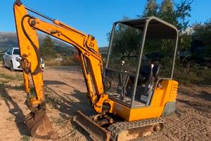 Escavatore JCB