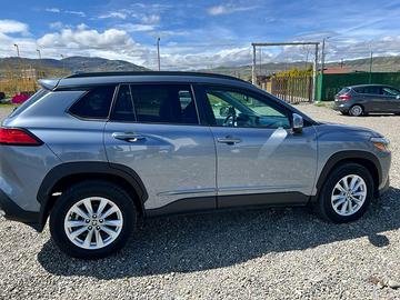 Toyota Corolla Cross LE 