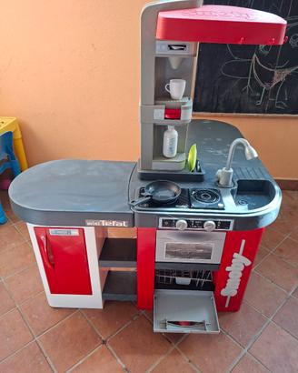 Cucina giocattolo 