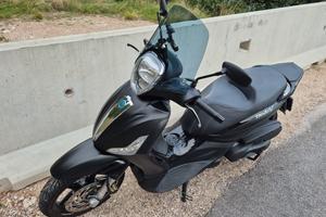 Beverly 350 Sport Touring i.e. ABS