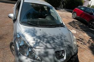 Pegeout 207 SW 1.4 8v X-Line eco-GPL