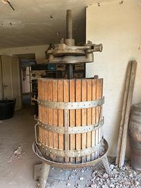 Torchio per vino