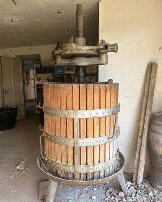 Torchio per vino