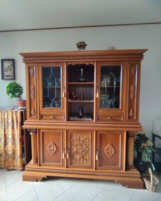 Vetrinetta in noce massiccio elegante – scomponibi