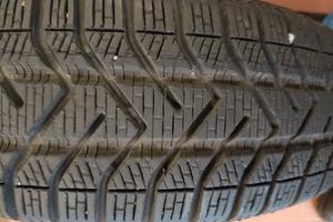 gomme auto invernali Pirelli 175/65 R15
