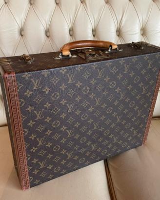 Louis Vuitton President Classeur Monogram Canvas