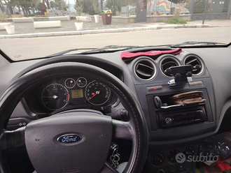 Ford Transit Connect 2011