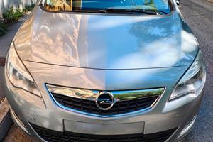 Opel Astra 1.7 CDTI SW  Sports Tourer Cosmo