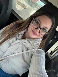 Commessa d' abbigliamento