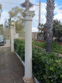 Colonne in polvere di marmo stile Corinzio