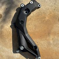 Supporto telaio sinistro aprilia dorsoduro