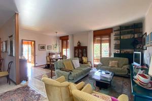 Attico luminoso e prestigioso con terrazzo panoram