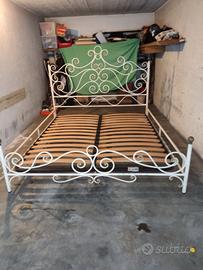 Letto matrimoniale 1,70 m x 2,00 m