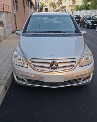 Mercedes Classe B 180