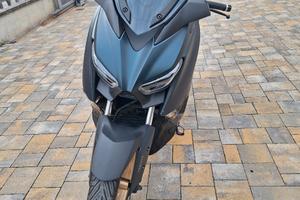 Scooter Xmax300 Tech 