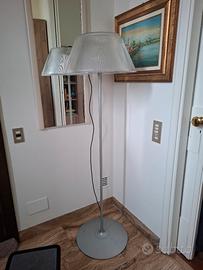 Lampada da terra Romeo Moon di Philippe Starck