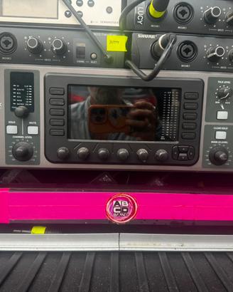 Behringer x32 rack