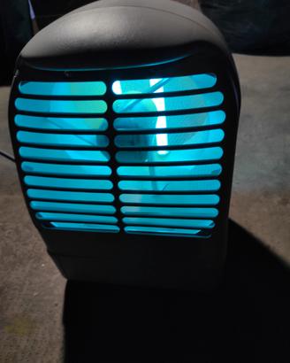 Ventilatore 220W, con lampade insettivore a neon