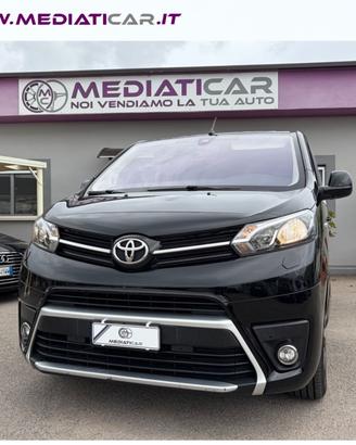 TOYOTA Proace 1.5D 120 PL-TN Fu.Med.5p.10q Act.