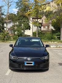 Volkswagen Golf 8