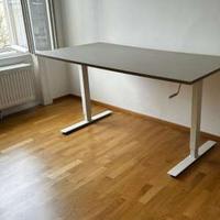 Scrivania regolabile in alt. IKEA, Base + Tavolo