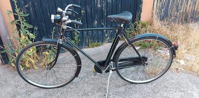 bicicletta uomo 28 nera torpedo 150 euro.
