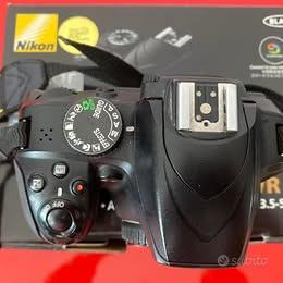 Nikon D3400 + Accessori