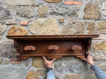 Attaccapanni rustico in legno scuro antico-3 ganci