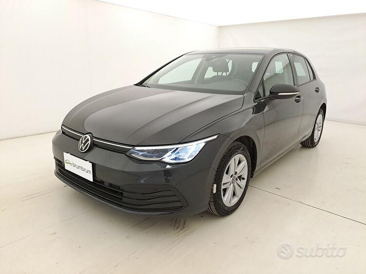 VOLKSWAGEN Golf 8ª serie