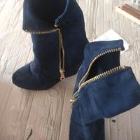 mezza stivaletti in camoscio blu