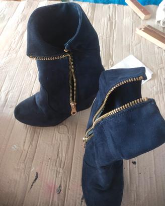 mezza stivaletti in camoscio blu