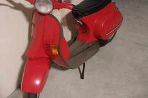 bellisima vespa 80