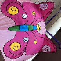 Ombrellino da bambina a farfalla