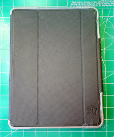IPad Pro 10.5" Custodia Plus STM Dux Plus Nera