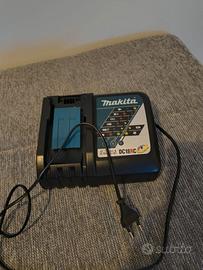 caricabatterie MAKITA DC18RC